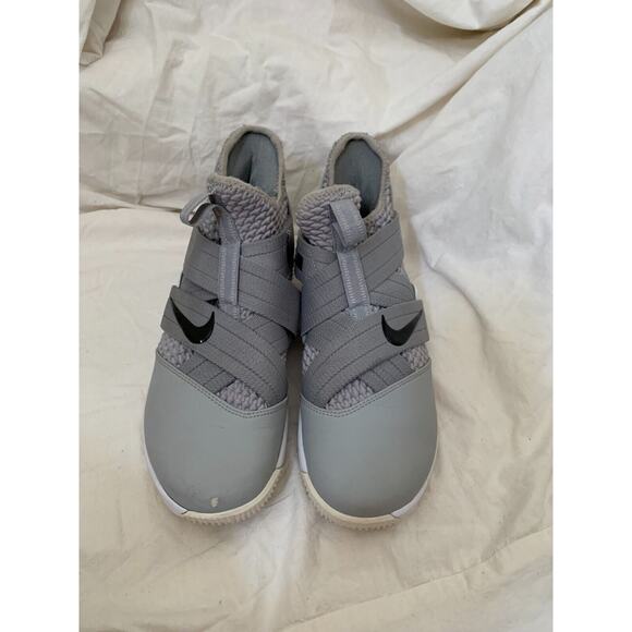 Nike Lebron Soldier XII TB Zoom Mens Size 7 Grey Basketball Shoes AT3872-002 main image 8